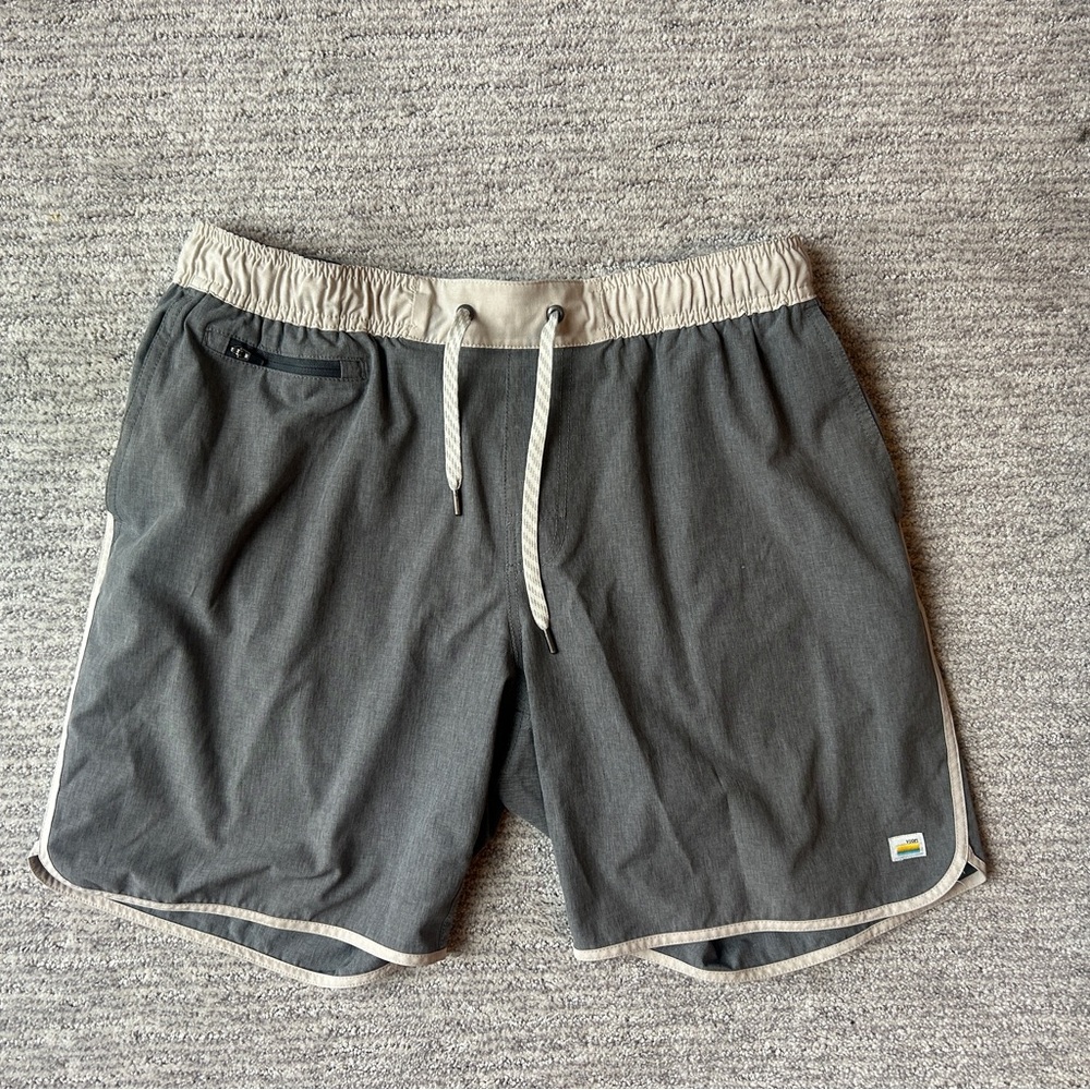 Men’s Vuori Athletic Shorts